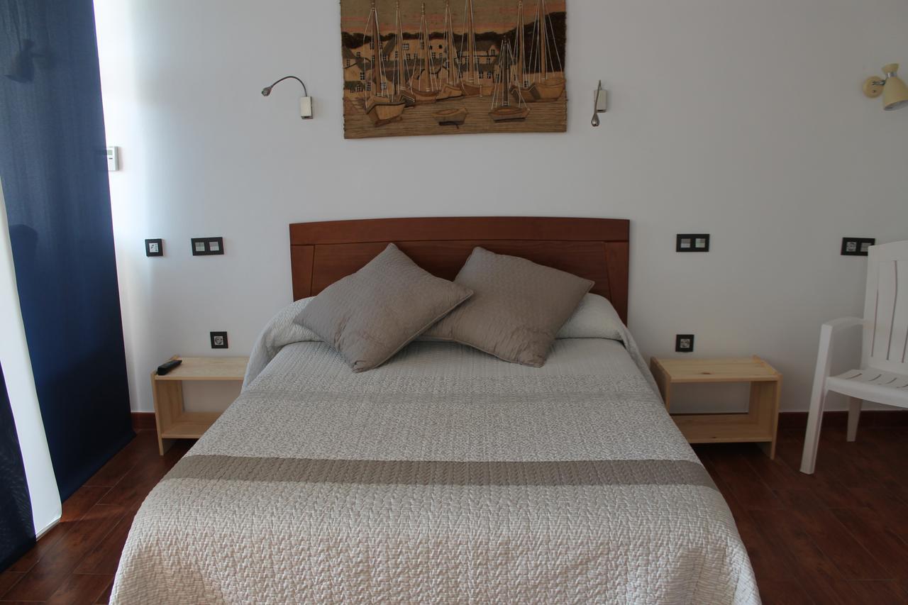 Apartamentos Turisticos Vistademar Luarca Exterior foto